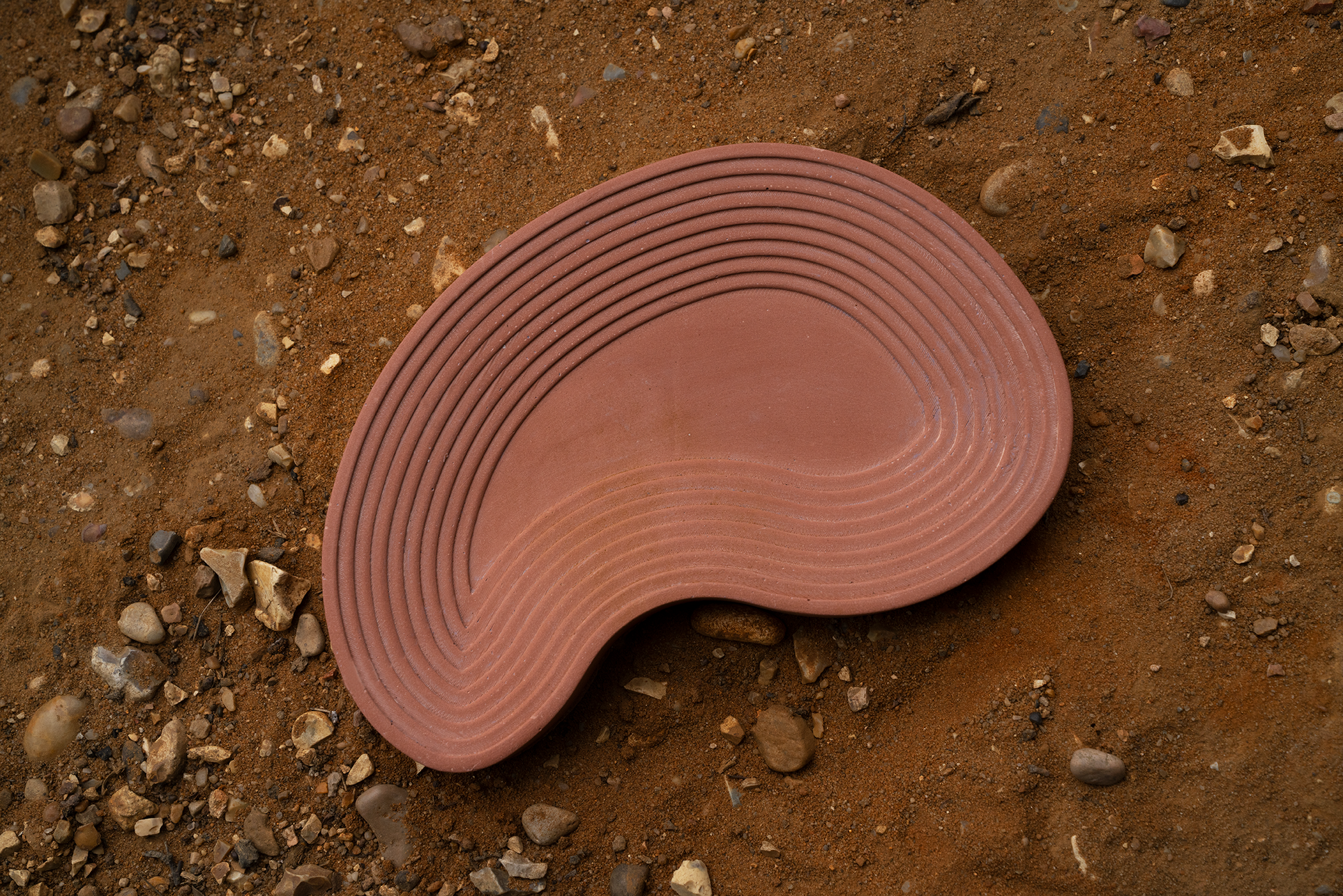 Handcrafted Karma Tray, made from eco-friendly Jesmonite. Perfect for jewelry or incense, featuring a unique, sustainable design with subtle variations in color and texture.